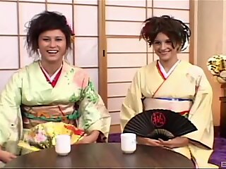 Seks panas kelompok dengan nakal jepang perempuan Sakura Scott & sayuri