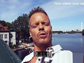 Hitzefrei.dater offentlig båt knulle tysk tatjana young tatt by politi