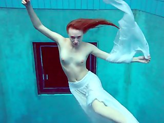 Diana zelenkina hete russische onderwater