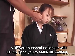 Субтитри траур японки съпруга изплащане на дълга