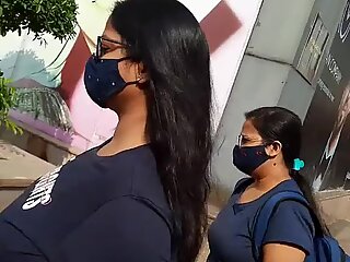 Big boobs ινδή κορίτσι