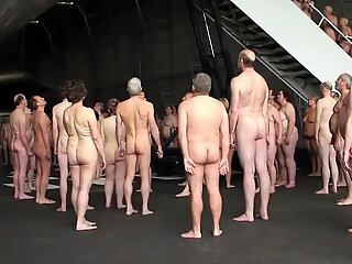 Nudistas británicos en el grupo 2